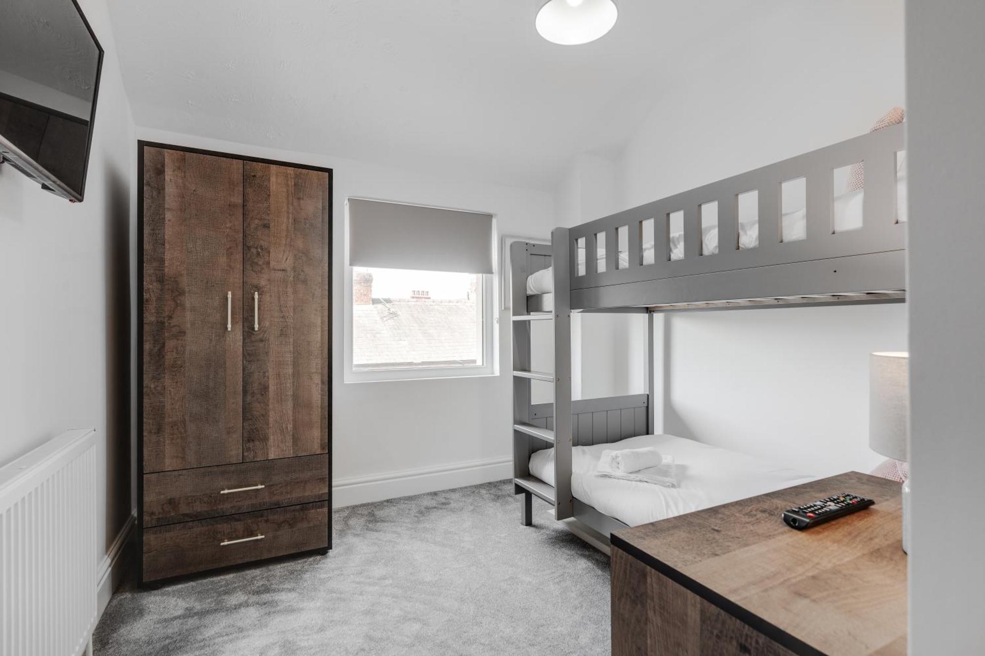 St David'S - Stylish 2 Bed Apartment, Free Parking, Close To Beach Lytham St Annes Esterno foto